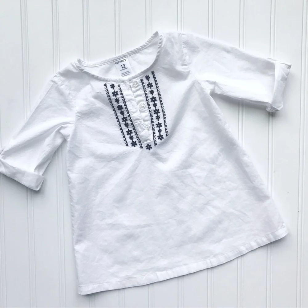•Carter’s• embroidered tunic top